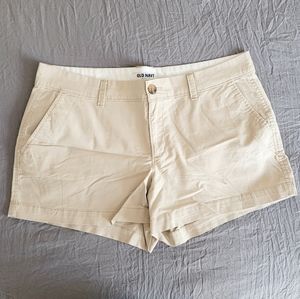 Old Navy khaki shorts size 10.
